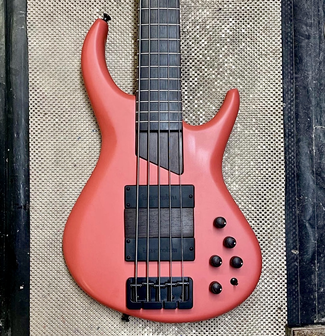 MTDbassUSA's tweet photo. MTD USA 535-21 with a salmon-pink korina body, wenge neck/fingerboard &amp; is a mid 90’s throwback to our builds after we moved to Upstate NY. 

Solid focused bottom end, strong mids &amp; articulate top end.
https://t.co/4cccS2tpnl  

#michaeltobiasdesign #mtd4lyfe #bass #mtd #MTDBass https://t.co/scYtH7GM9k