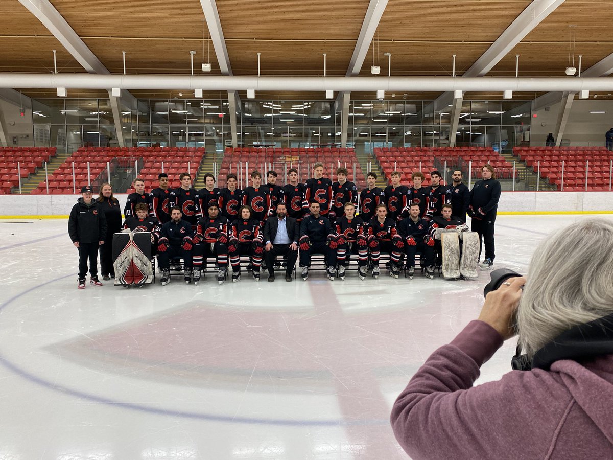 Did someone say retakes? 📸