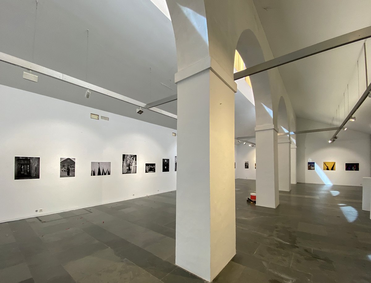 j_a_zamora_foto's tweet photo. Hoy jueves 10 de marzo a las 20 horas en el ayuntamiento de Tomares inauguración de la exposición “Perspectivas” fotografías en la Semana Santa de Sevilla de Josè Antonio Zamora.
Estáis invitados. https://t.co/sTmsGGzCa8