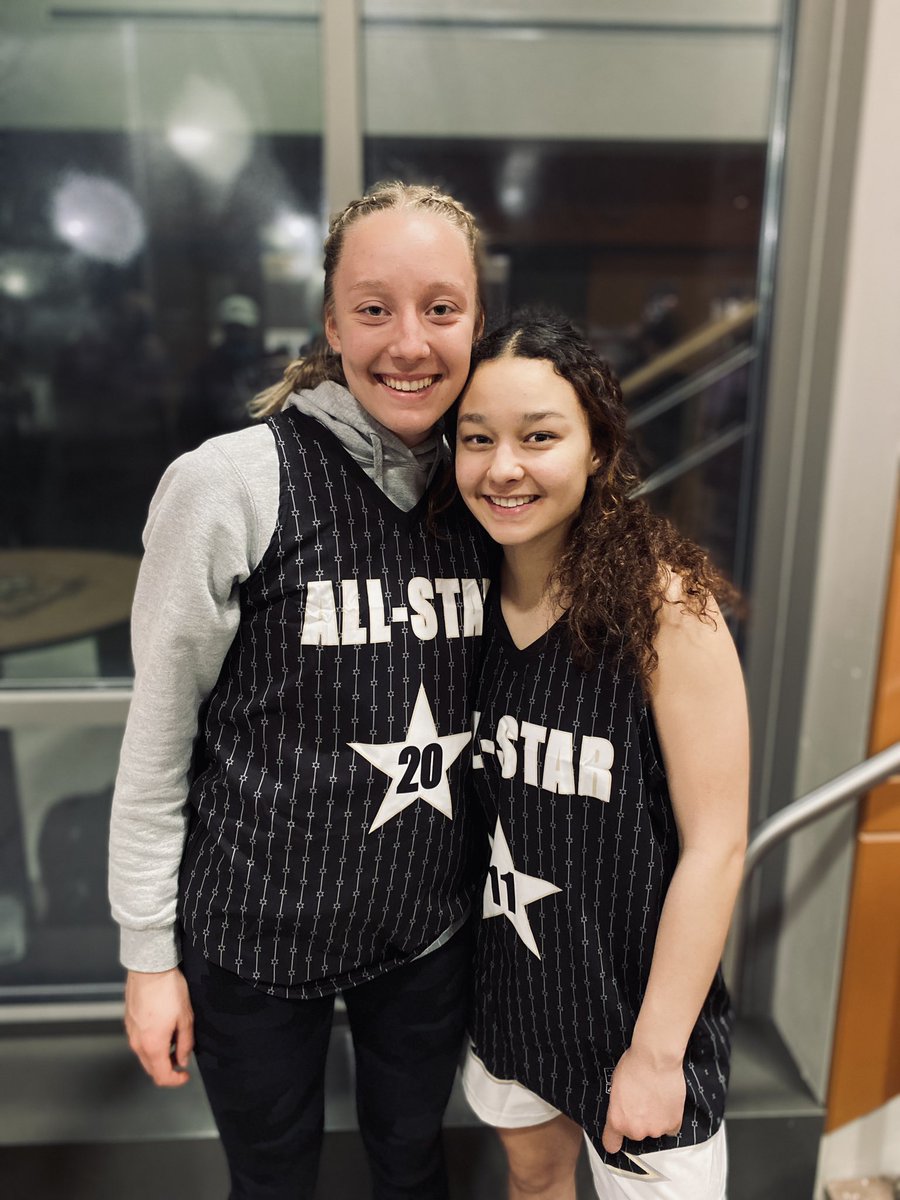 Tonight Morgan and Viv played in the South Sound All Star Game. They played on the East Team. ⭐️CONGRATULATIONS⭐️ We are proud of you! 🏀🐝