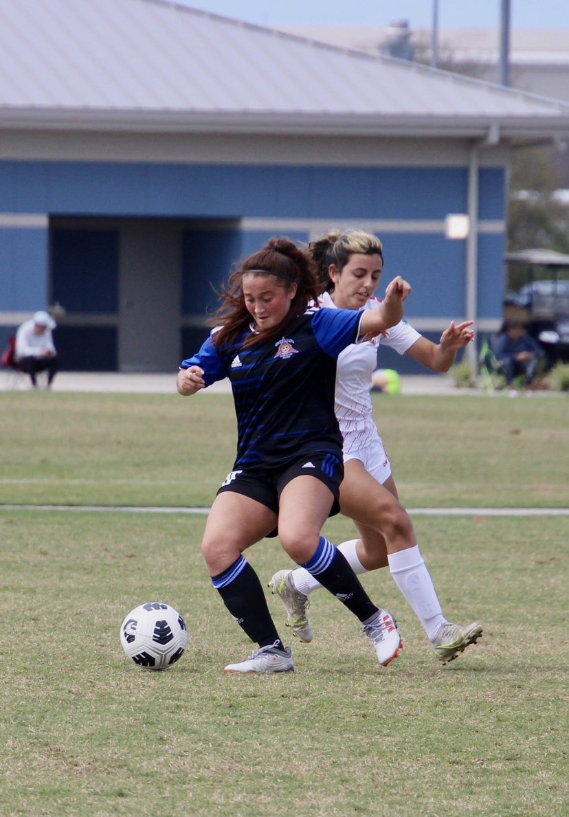AnchetaPresley's tweet photo. Pics from Tampa, FL!!! @ImCollegeSoccer @saintleowsoc #Recruiting #cdlshowcase #Tampa #soccer #sluwsoc https://t.co/hRWvq5SN5q