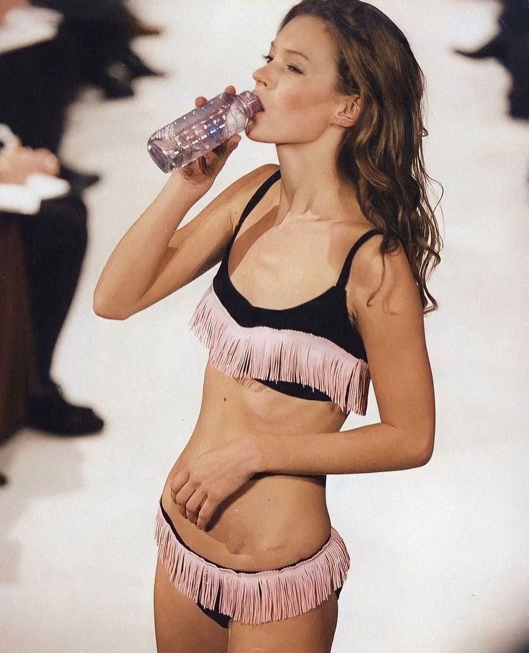 TheSecretDiaryofa90sGirl on X: Drink your water 💧 Kate Moss for Bella  Freud s/s 1994 🦋 #katemoss #90s #stayhydrated  / X
