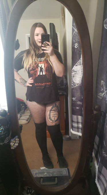 Thic thighs save lifes https://t.co/IF6Eq6KRH0