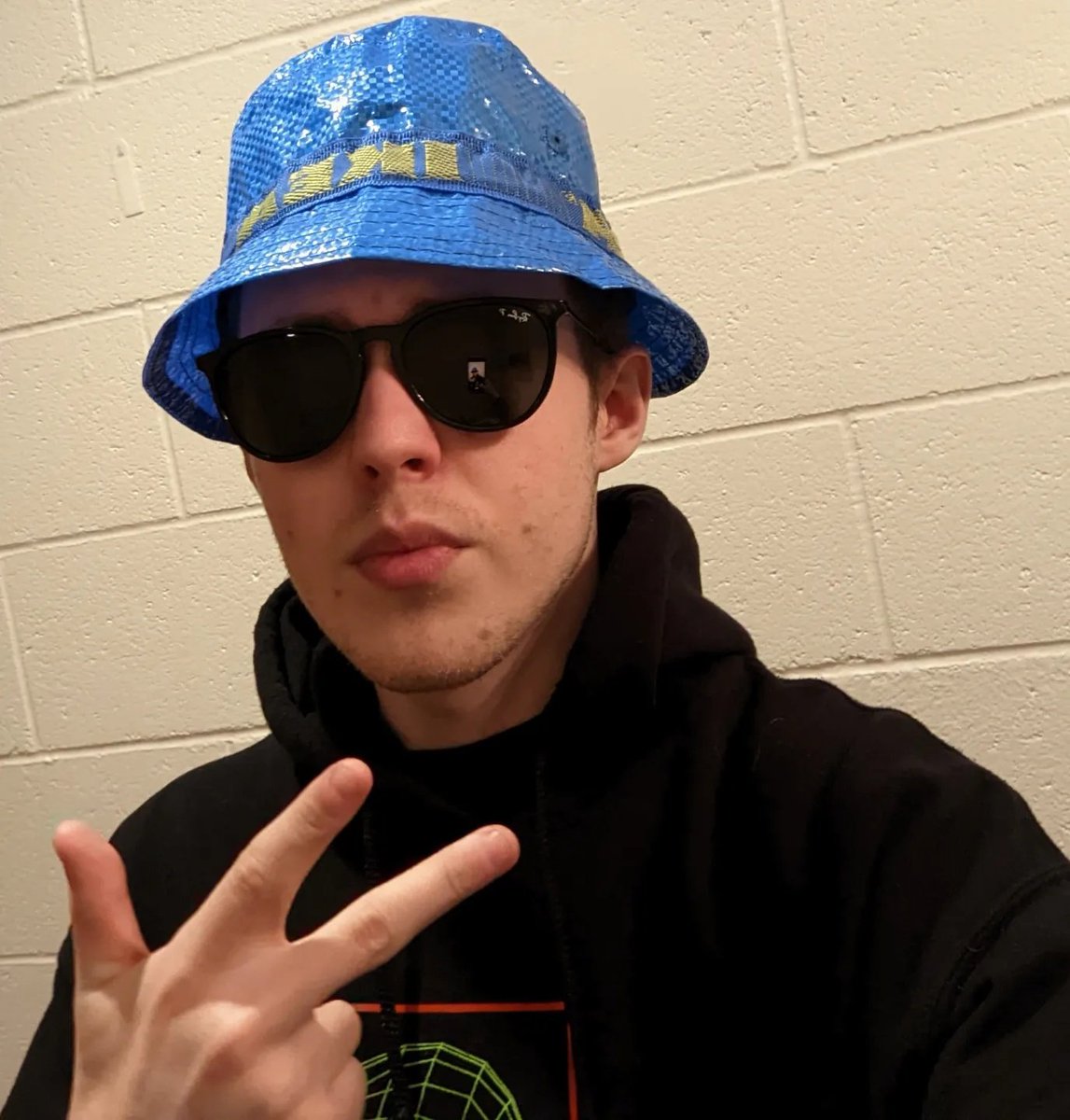 H3Out's tweet photo. Ikea drip goes hard @h3samtemple 🇸🇪 https://t.co/a594t932od