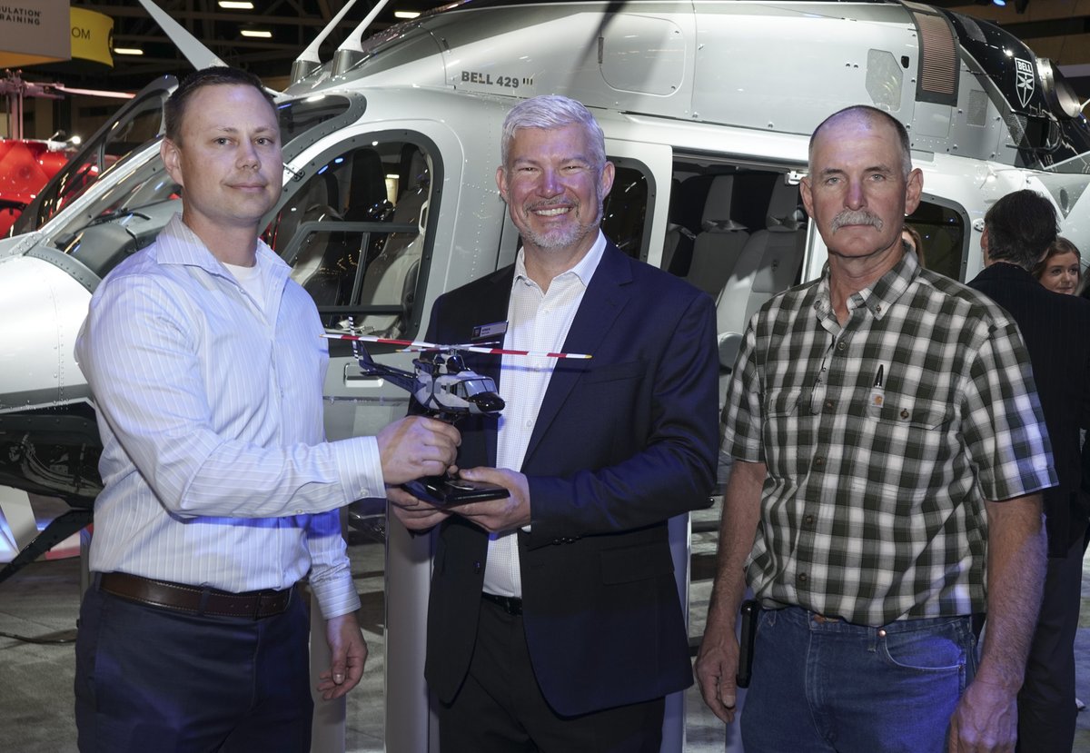 aeroERMO's tweet photo. Salt River Project agrega el SUBARU BELL 412EPX a su flota

Más información en: https://t.co/49QvjYQRLe

#AeroErmo #BellTextron #SaltRiverProject #Bell412EPX #Compra #Helicoptero #HAIHeliExpo2022
@BellFlight https://t.co/OPPMxEde3M