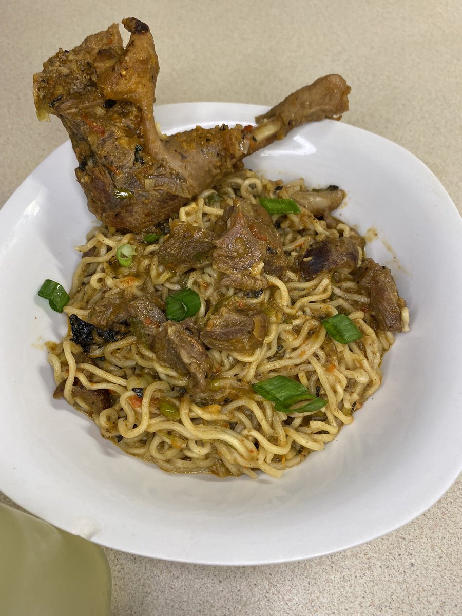 Nedu_bahdguy's tweet photo. Chicken Noodle peppersoup! https://t.co/DKnTiVtSH6