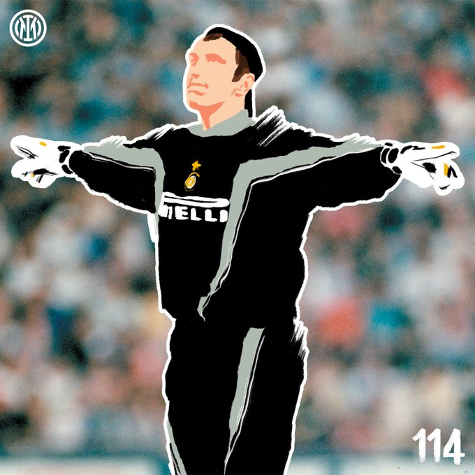 Inter_jp's tweet photo. ワルテル・ゼンガ
彼がもう一度出たい試合の1つは、彼のインテルデビュー戦であろう。そうすれば彼の472回のクラブ出場すべてを再現することができるから。
#Inter114 https://t.co/DH6cIsv7Pg