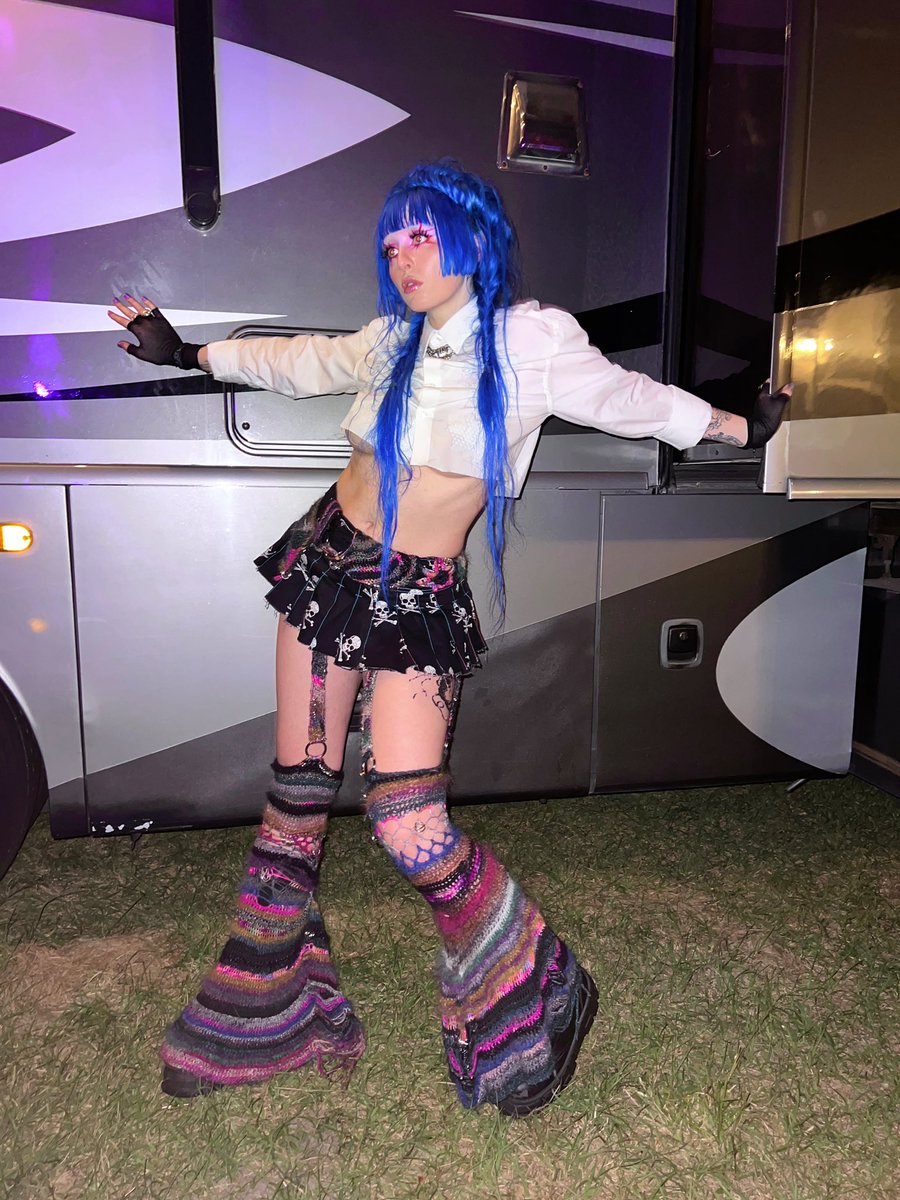 ashnikko's tweet photo. thank you @okeechobeefest that was sexy !!!! https://t.co/O3NCp6xY3U