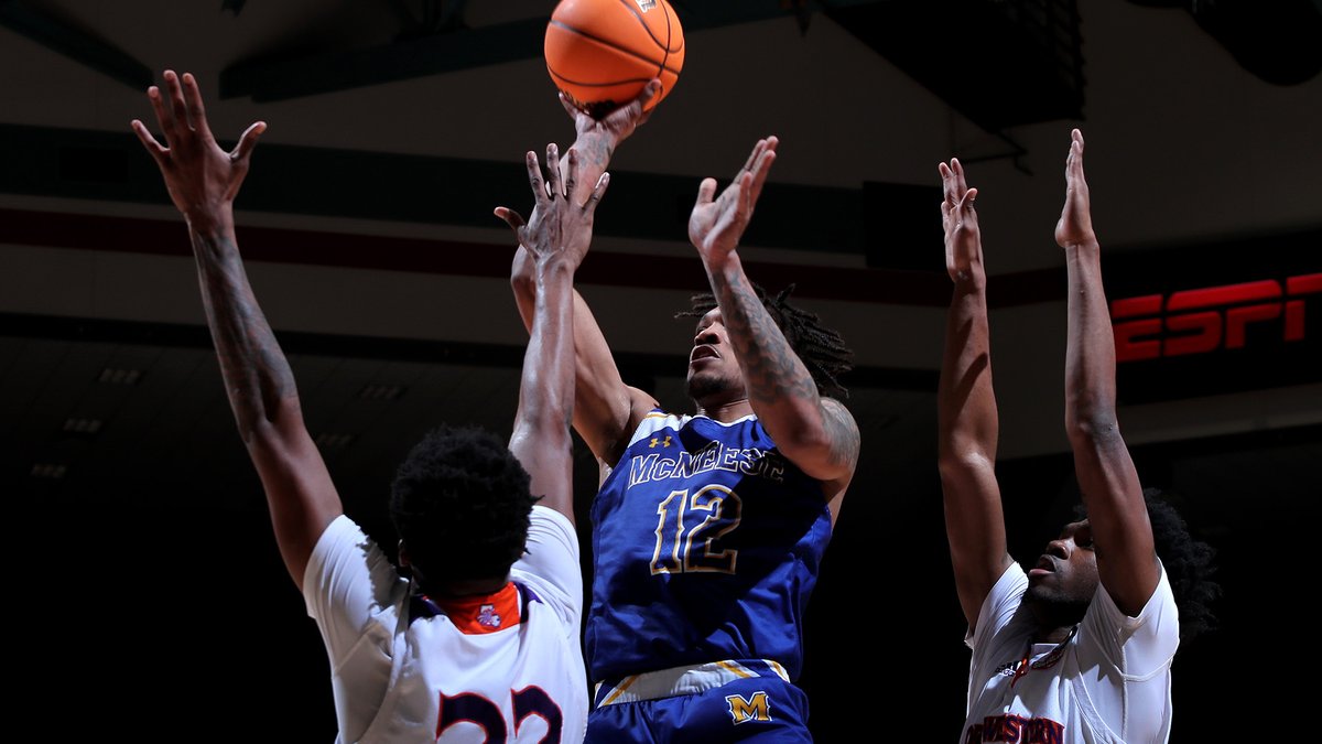 SouthlandSports's tweet photo. A career-high 2⃣2⃣ for Kellon Taylor powered McNeese to a commanding, first-round victory over Northwestern State❗️ #SouthlandStrong💪 #GeauxPokes🤠

📰- https://t.co/nrkOtG9MVW https://t.co/BzIAuObDwq