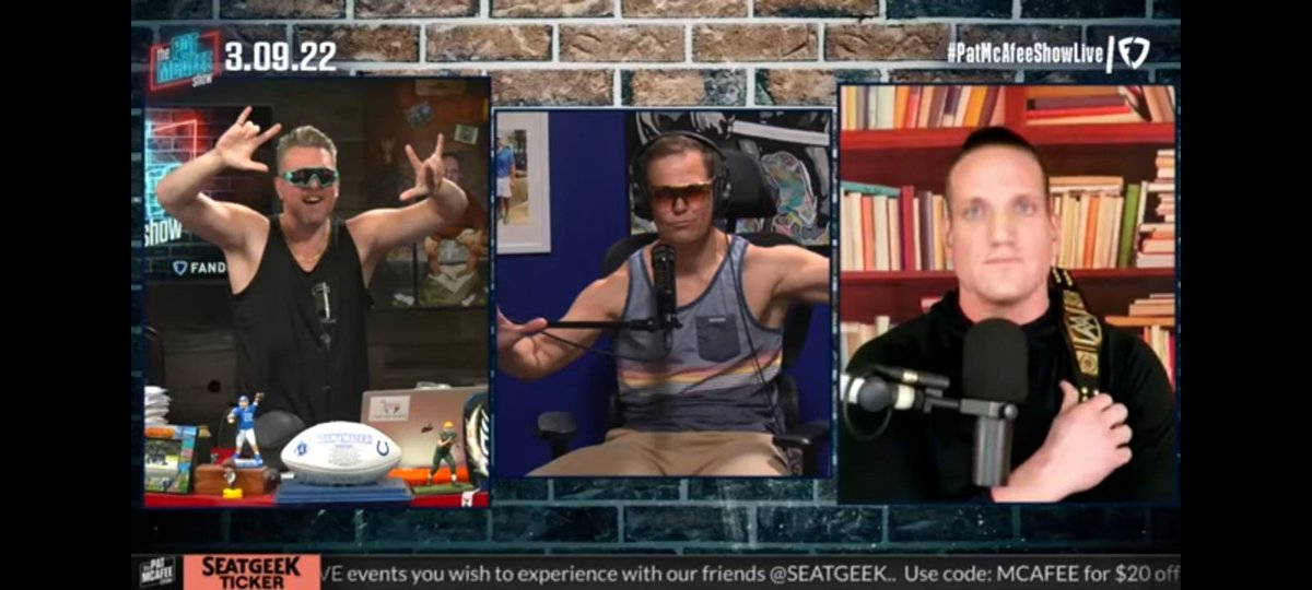 TheWonnenOnlee's tweet photo. #PMSMoney electric interview, as always. Love this show!!! $poking.bears https://t.co/gc2hoChaTL