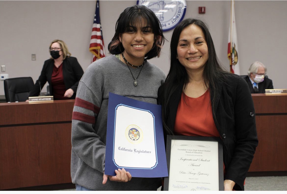 StaceyAdame3's tweet photo. @EdEscondido Inspirational Student of the Month, Rita Arroyo, with her daughter at the @EUHSD board meeting last night. We are so proud of her achievements in our ASE program! @ETCN_SanDiego #lifelonglearning https://t.co/wqKescA7yj