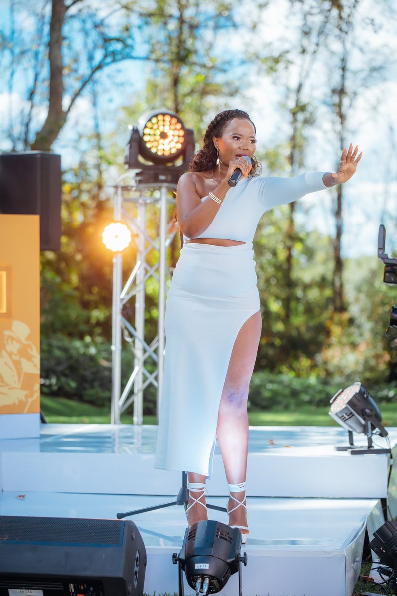 ZanelePotelwa's tweet photo. A HOST 👑❤️🥰 

Fun was had at the first ever @Official_SAAPA luncheon 💫 https://t.co/qDGSFChGXZ
