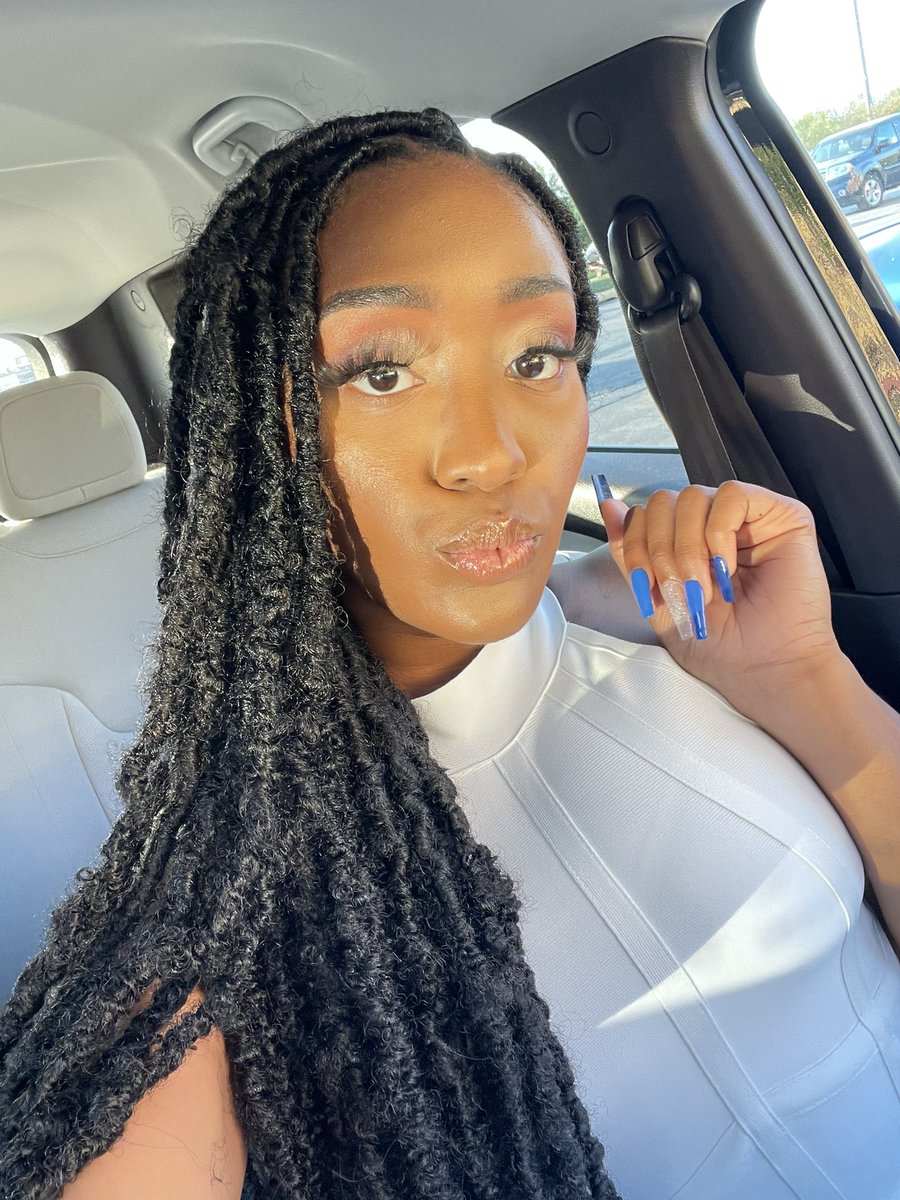 Jaylaaa000's tweet photo. face card 🦋 https://t.co/hAO2GL3tA0