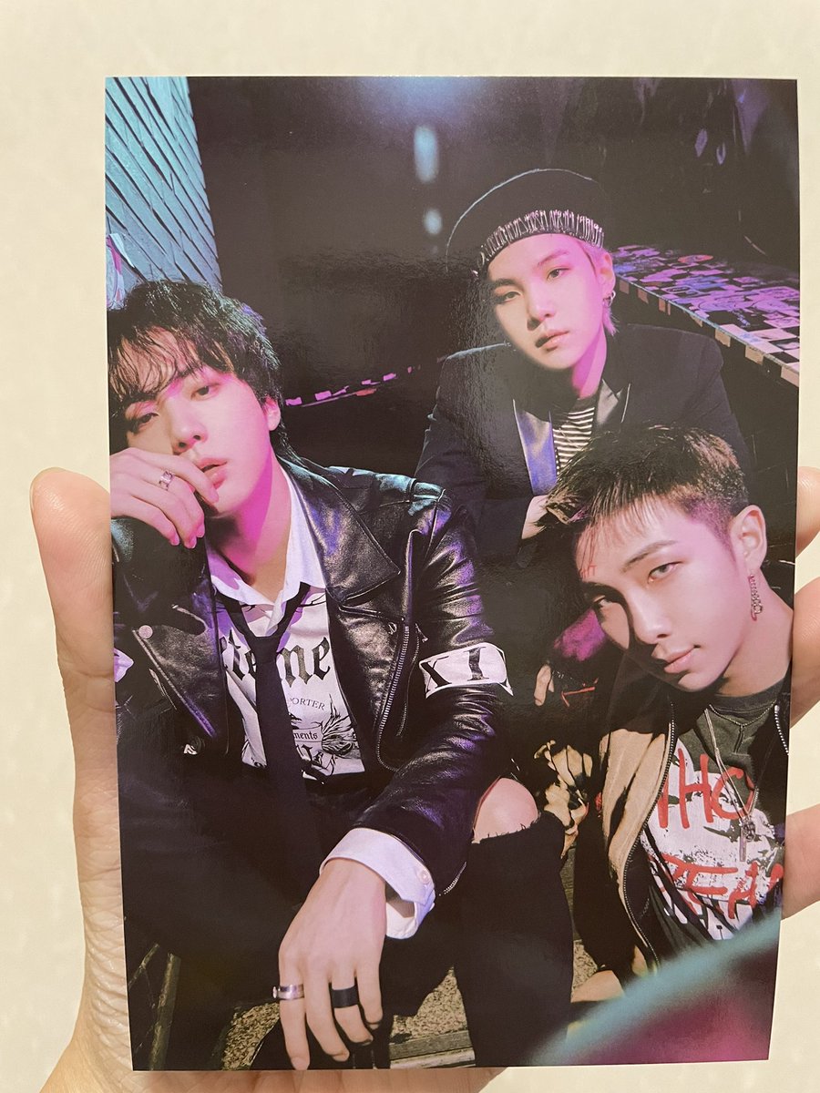 janicarts's tweet photo. wts lfb ph #janisells

BTS Seasons Greetings 2022 Postcard POB  from JPFC &amp; UMS

₱650 ea
secured
neta
dop march 15 prio PAYO

ctto https://t.co/9hLLiCxhsH