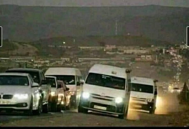 Thelumusa_Nkosi's tweet photo. They will aways make sure you never late for work 🤞🏿 https://t.co/pCaCLDCM9g