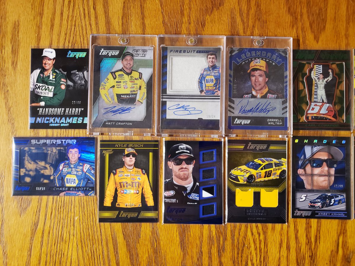 #SmokeBreaks / Mitch Mazur tweet media