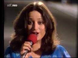 Happy birthday Tina Charles 68 today (1976 UK No.1 single \I Love to Love, But My Baby Loves to Dance\). 