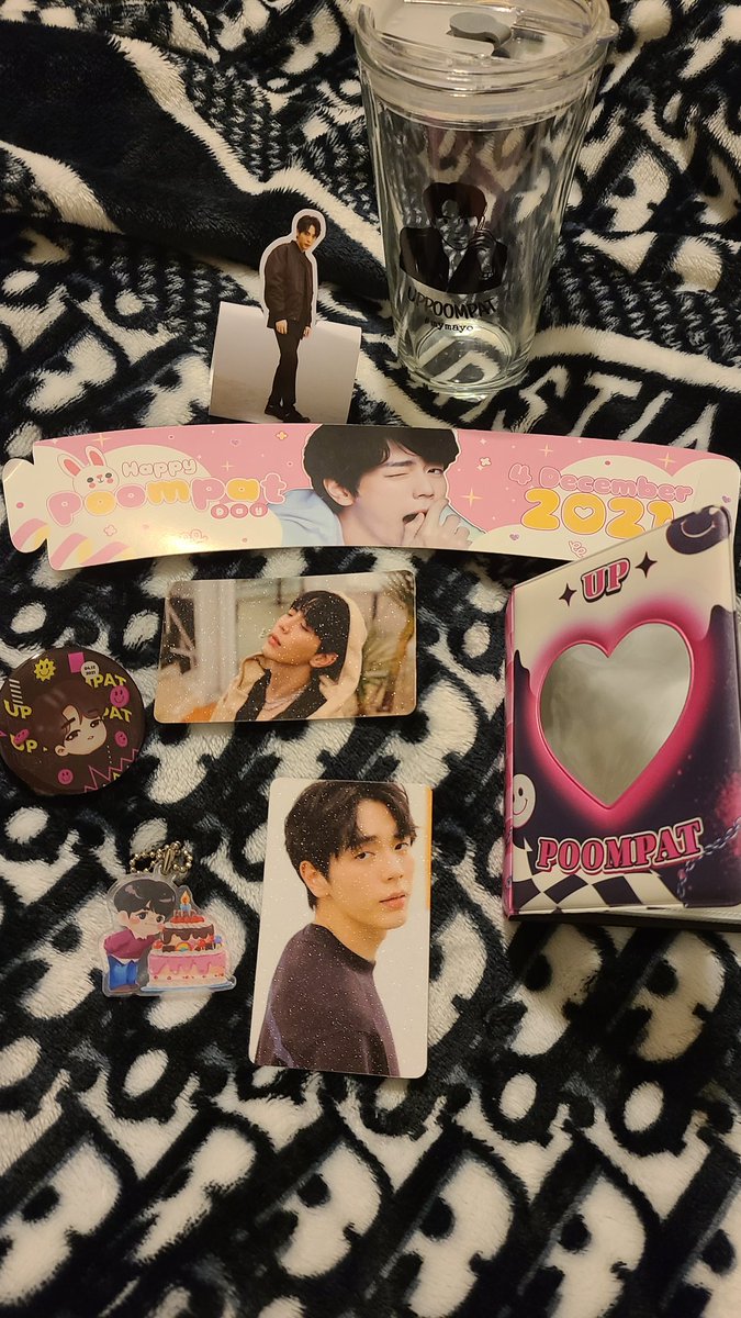 mabel_nas's tweet photo. I have received the gifts. Thank you 
@SpecialUP_PJ 

#HBD27thUP
#SpecialUP27thBDProject
#uppoompat​ @uppoompat
#มาโยของอัพ #mymayo https://t.co/dq1S6XqZLl