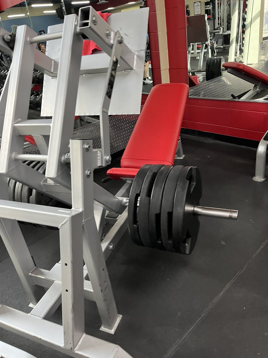 RyanDuncan_8's tweet photo. Leg day..#wealthyway60 https://t.co/5M5rG7BOBu