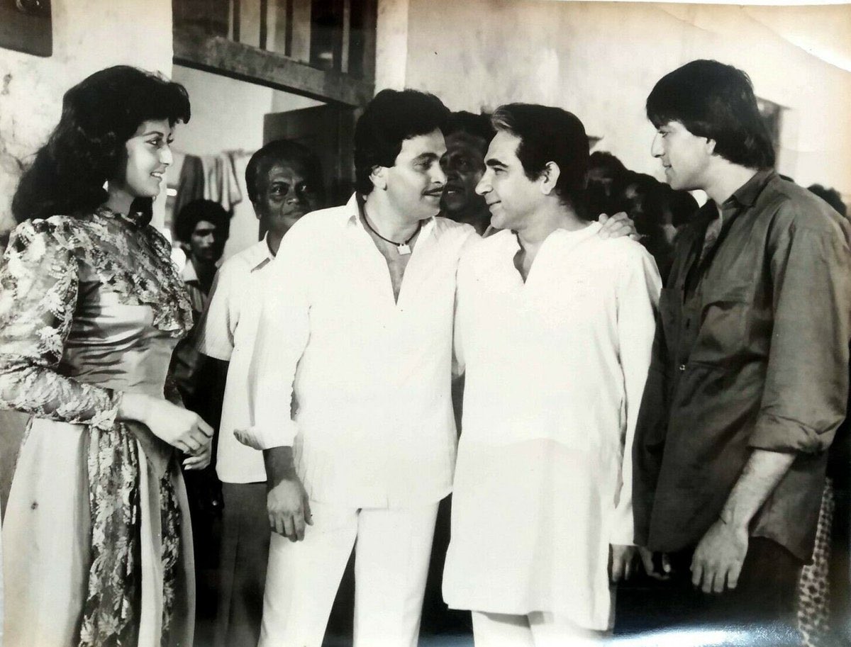 BOLLYWOOD MEMORIES (@bollymemories) on Twitter photo #33YearsOfHathyar 10Mar1989
#Dharmendra #RishiKapoor #SanjayDutt #AmritaSingh <a href="/sangeetabijlani/">Sangeeta Bijlani</a> #KulbhushanKharbanda #PareshRawal #AshaParekh #MaheshAnand
#HasanKamaal
#LaxmikantPyarelal
#JPDutta #33YearsOfHathyar 10Mar1989
#Dharmendra #RishiKapoor #SanjayDutt #AmritaSingh <a href="/sangeetabijlani/">Sangeeta Bijlani</a> #KulbhushanKharbanda #PareshRawal #AshaParekh #MaheshAnand
#HasanKamaal
#LaxmikantPyarelal
#JPDutta