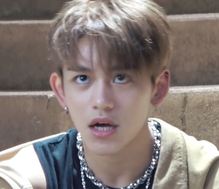 syzwnienrl's tweet photo. extremely cute photos of lucas wong  ! ⚠️

— a thread https://t.co/w1dgfgDxQ9