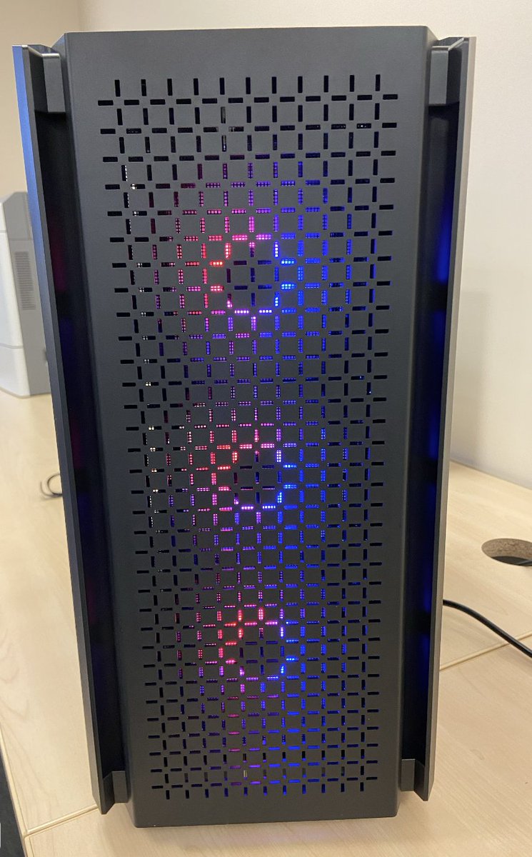 ComputersYork's tweet photo. We recently completed a custom build for a long time customer, here are some close ups of details! If this is something we can help you with, please get in touch via our website - https://t.co/YQNdRvpyAd #localit #yorkbusiness #localbusiness https://t.co/x2IpDLBVmV