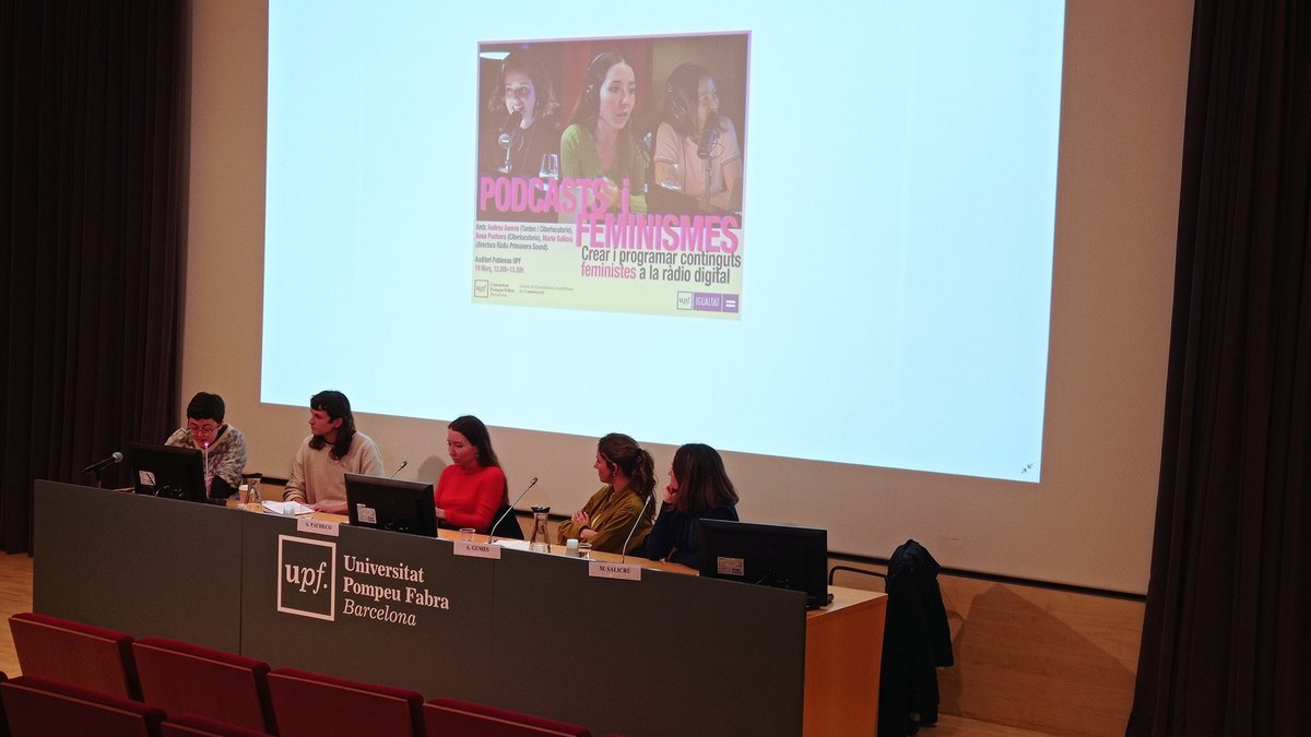 Comença la taula rodona "#Podcasts i #Feminismes. Crear i programar continguts feministes a la #RàdioDigital"  👉 bit.ly/3Kf7Yjd. 
📅 10/03/22 
🕛 12.00 h
📍 Auditori #CampusDelPoblenou #UPFBarcelona
#8MUPF #SetmanaIgualtatUPF