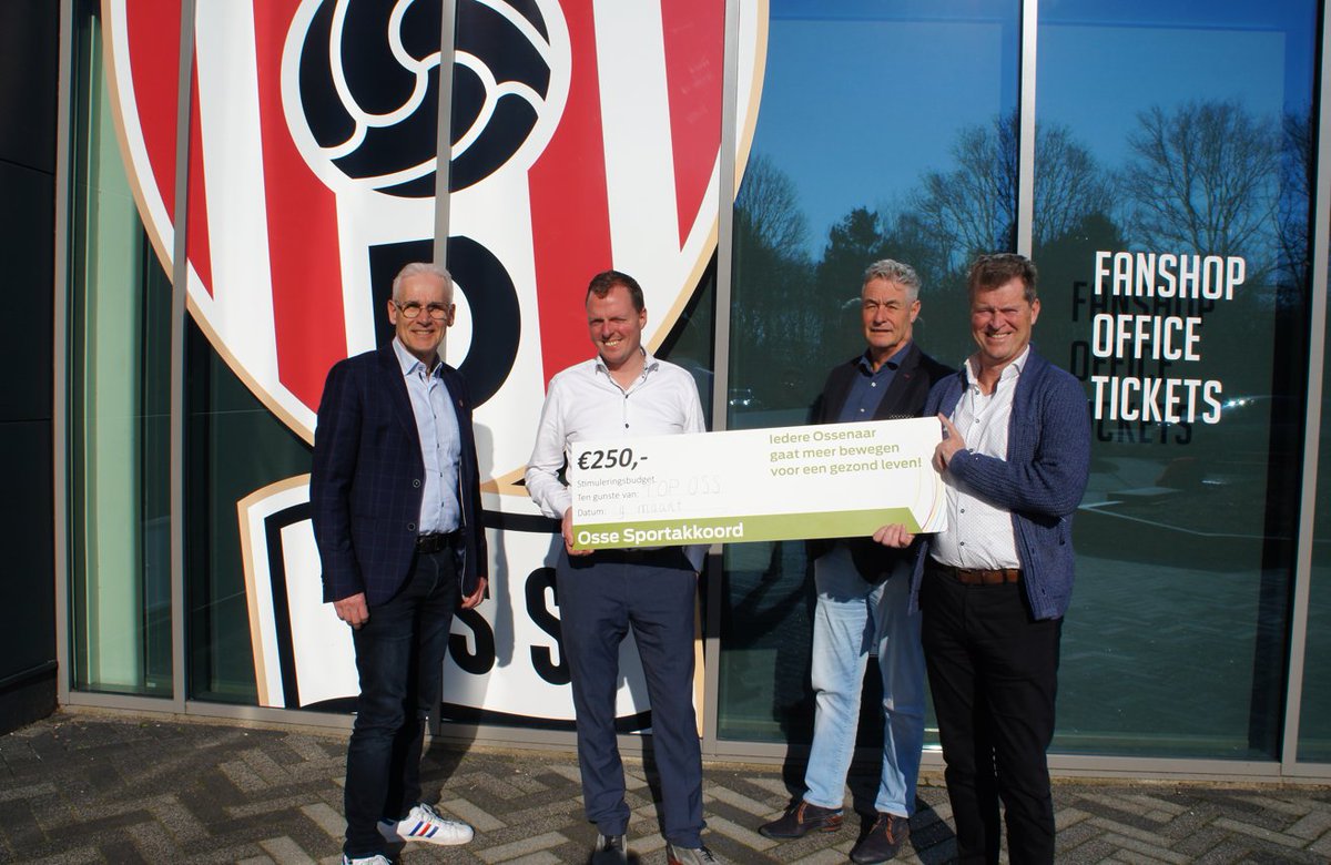 SEC_Oss's tweet photo. @BrabantWonen, @topossofficial, @kvDOT en @obcoss ontvingen een stimuleringsbudget van €250,- vanuit het Osse Sport- en Preventieakkoord. Hun initiatieven dragen bij aan de doelstelling om Ossenaren meer te laten bewegen. Lees meer via https://t.co/WtJtnnCsUM. https://t.co/kwgCqtZozx