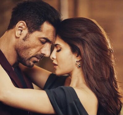 John Abraham and #JacquelineFernandez creating a magical romantic artistry in their latest song #IkTuHai ! 

Special point of this song was announced today and released today itself ! But gaining maximum response from the masses 🔥

#Attack on April 1st !

twitter.com/i/spaces/1zqJV…