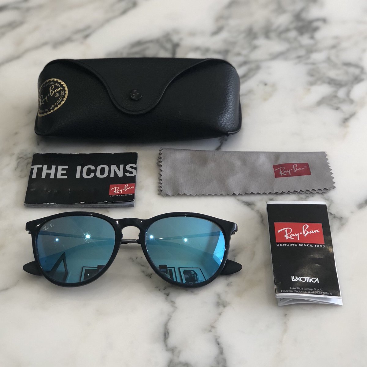 ban_kenya's tweet photo. Ray-Ban Erika
✅ Available. Unisex. UV protected.
✅Offer@Kshs.7500/- 
DM to order.
#raybankenya https://t.co/NVjNU19hvb
