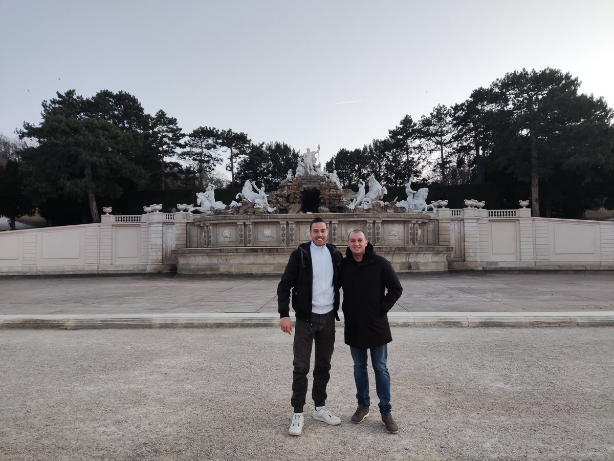 NEOGASM7's tweet photo. $NEO friends are coming together to spread #Vienna about the #Neoverse 😍
Together we are strong and make #NEO great again @HumswapNeo @tothemoon_net 💪
Thanks for the great time @schlummer2k 💚
$GAS $FLM #Viennaiscalling https://t.co/kjw5qarwmg