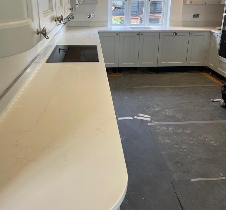White swan quartz fitted into this kitchen refurbishment project. #quartz #kitchenworktops #braintree #witham #coggeshall #chelmsford