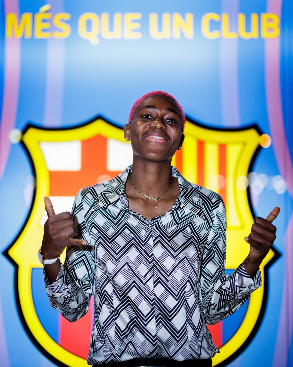 FCBfemeni's tweet photo. ✍ @AsisatOshoala renueva hasta el 2⃣0⃣2⃣4⃣ 👉https://t.co/mwL7hO9I8r https://t.co/tPJoxLkt7Q