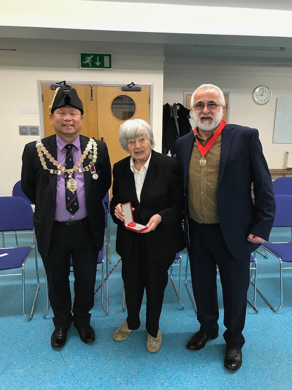 tonylouki's tweet photo. Long overdue rendezvous at #Chiswick Sea Cadets with Pat Davies, owner of the #Légiondehonneur and #Freewoman of @LBofHounslow. With our #56thMayor, the @bishnug58 and an exemplary turnout of the crew and officers of #TSStork, last night at the Pier House, W4 ⚓️ https://t.co/hpQTNlPPnA