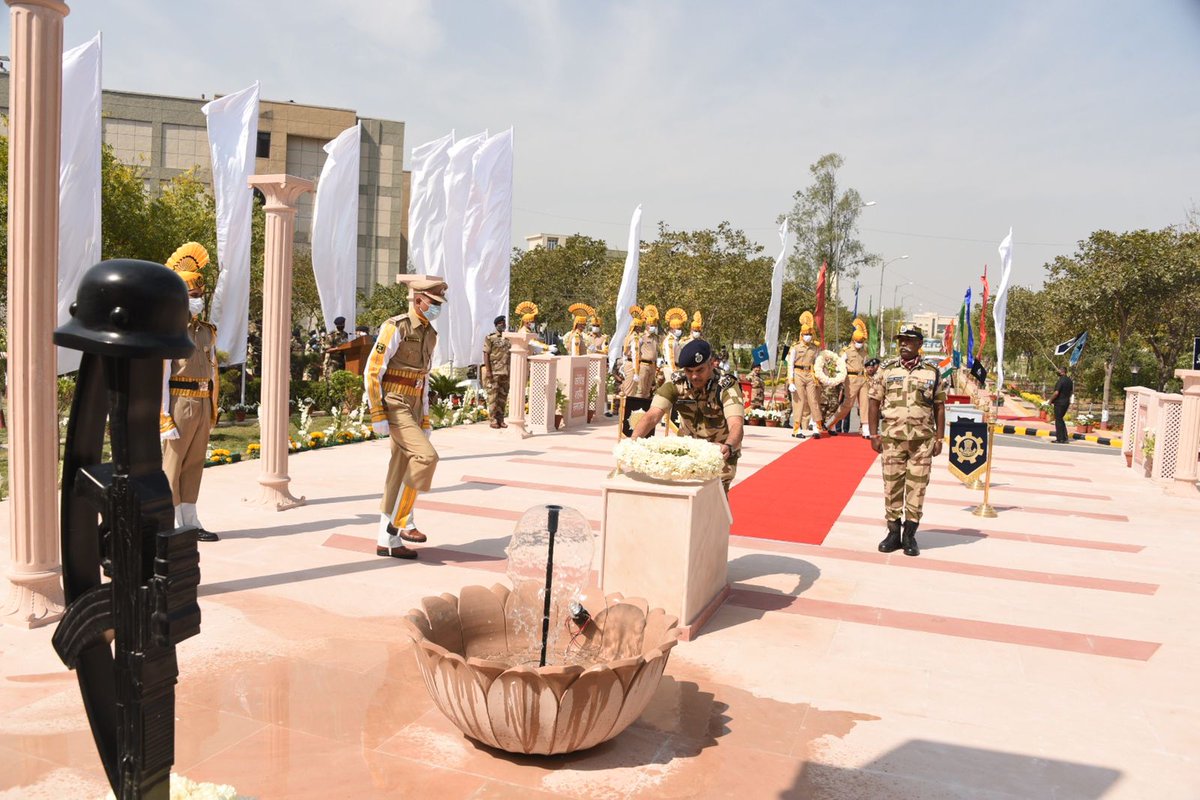 CISFHQrs's tweet photo. SECURITY WITH PRIDE
#CISF was raised on 10th March 1969. To commemorate the occasion, DG #CISF Shri Sheel Vardhan Singh inaugurated the “COVID Shaheed Smarak “ &amp; paid tribute to Frontline COVID Martyrs of CISF. 
DG #CISF also felicitated NoK of 05 COVID Martyrs. https://t.co/9KowLaZd7G