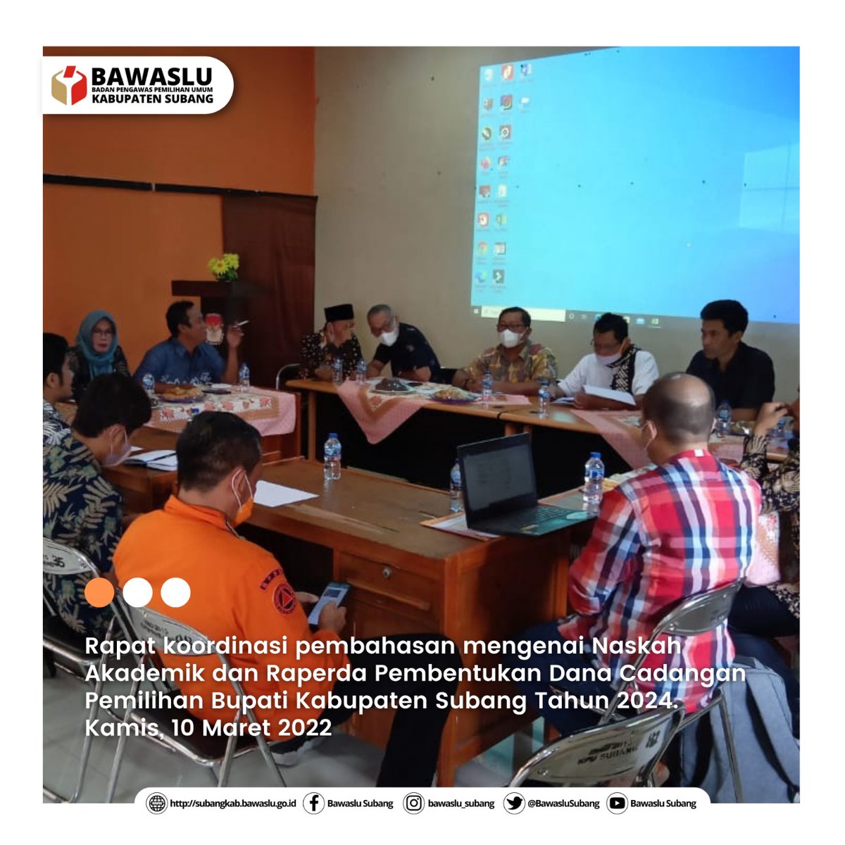 BawasluSubang's tweet photo. #SahabatBawaslu

(10/3/2022) Bawaslu Kabupaten Subang menghadiri undangan rakor dari Badan Kesbangpol Subang yang diselenggarakan di kantor KPU Subang, dengan pembahasan mengenai Naskah Akademik dan Raperda Pembentukan Dana Cadangan Pemilihan Bupati Kabupaten Subang Tahun 2024 https://t.co/saC0rpfQVh