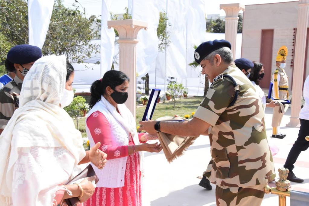 CISFHQrs's tweet photo. SECURITY WITH PRIDE
#CISF was raised on 10th March 1969. To commemorate the occasion, DG #CISF Shri Sheel Vardhan Singh inaugurated the “COVID Shaheed Smarak “ &amp; paid tribute to Frontline COVID Martyrs of CISF. 
DG #CISF also felicitated NoK of 05 COVID Martyrs. https://t.co/9KowLaZd7G