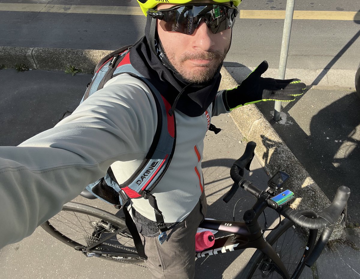 Votre voiture plein vous coûte un bras ?
.
.
N’oubliez pas qu’il existe des solutions !