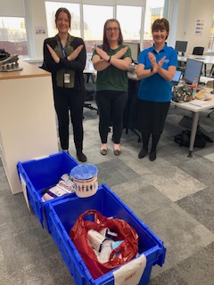 DerbySorops's tweet photo. #breakthebias2022 #fundraising #InternationalWomensDay2022 
Big thanks to our member Margo and her colleagues at Rolls Royce. £122 raised and donations of products for the refuge we support - go girls! https://t.co/YIG2hJHJPH