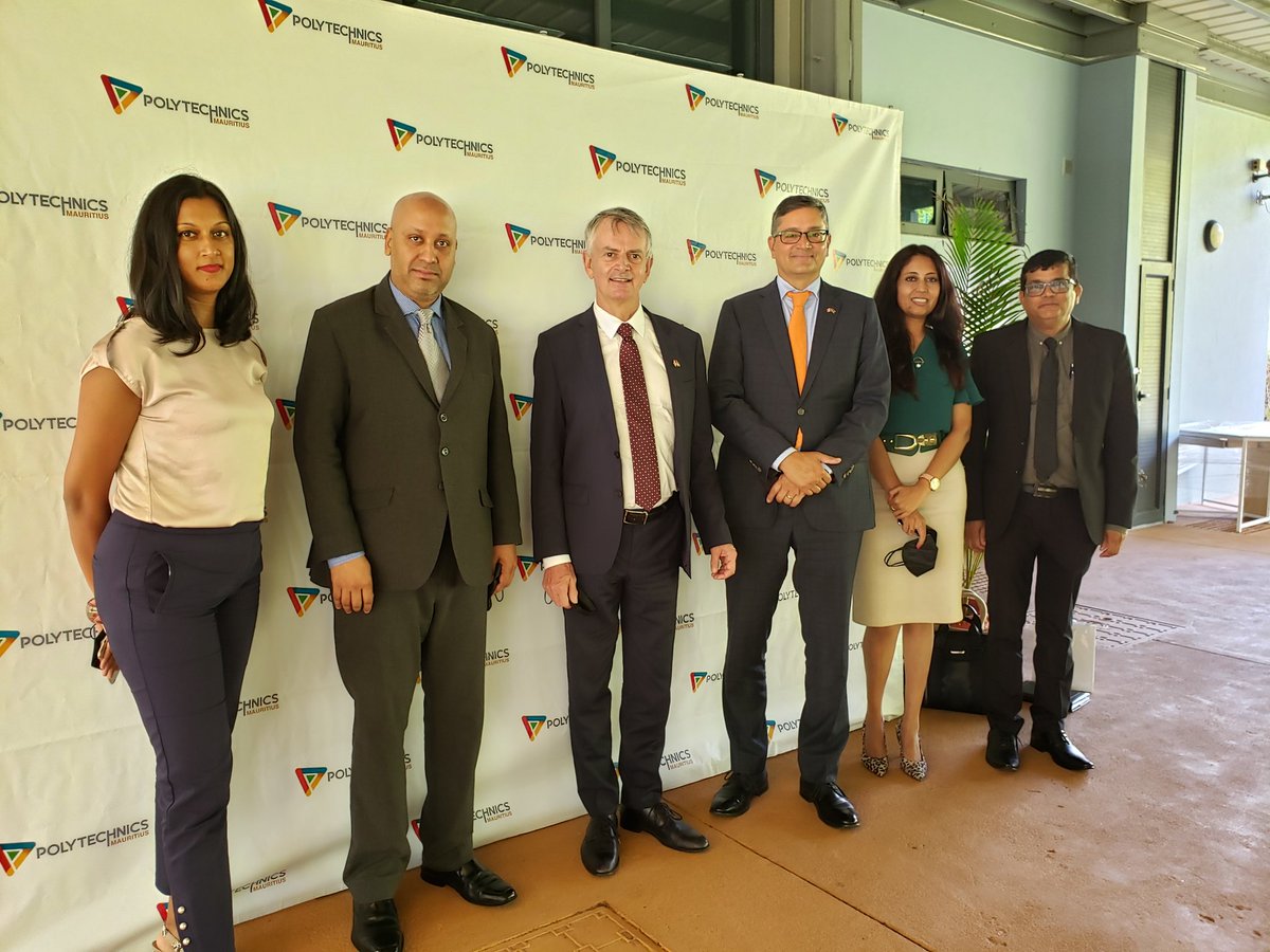 KeithBinZA's tweet photo. Thrilled to introduce 🇲🇺 #PolytechnicsMauritius CEO Yamal Matabudul to 🇨🇦 High Commissioner Cooter. Looking forward to joining on your journey to make 🇲🇺 #Mauritius a hub for vocational training in and for #Africa. @CanHCZA @CanadaTrade #educanada https://t.co/aClsbm8JCH