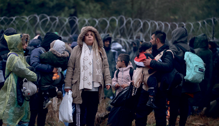 wfpb4p's tweet photo. The treatment of African, Arab, and Asian women refugees in Ukraine exposes Europe's inherent racism.

Let us pledge to #MarchAgainstRacism for #UNAntiRacismDay, Saturday 19 March!💪
@The_TUC @AntiRacismDay #AllRefugeesWelcome #Unions4Unity #UnionsAgainstRacism https://t.co/qutjR6huwx
