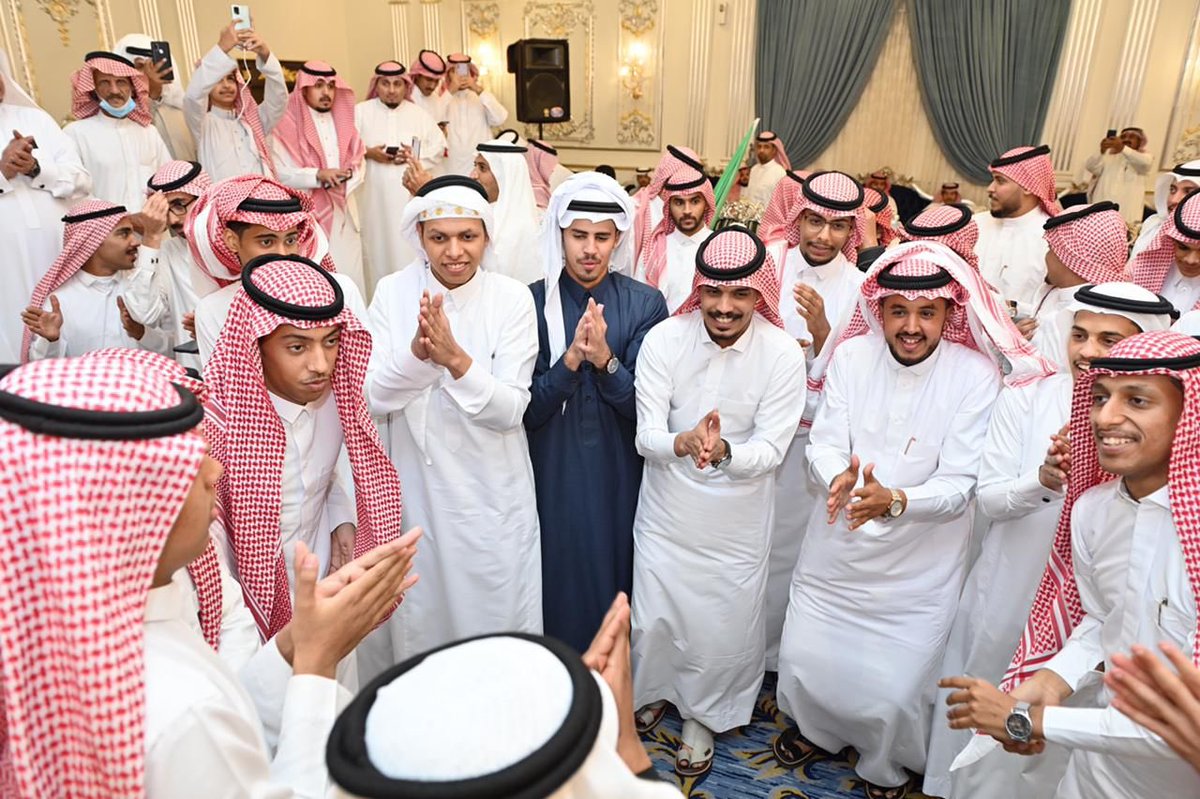 albairaq_tv1's tweet photo. صور من حفل زواج ..
الشاب سامي بن معتق القرشي https://t.co/YzGFJ9vPZx