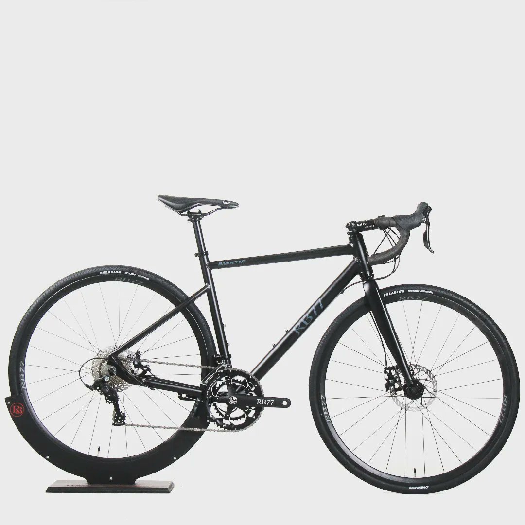 ROCKBIKES_home's tweet photo. ROCKBIKESは今年10周年を迎えます。これを節目に新たに「ROCKBIKESの世界観をより身近に感じて貰える、お求めやすい価格のセカンドライン」をコンセプトに「RB77」を展開します。第一弾はディスクロードAmistad。
定価¥82,500
#ROCKBIKES #RB77 #amistad #discroad #gravelbike #roadbikelife #自転車 https://t.co/JLN1KibF6x
