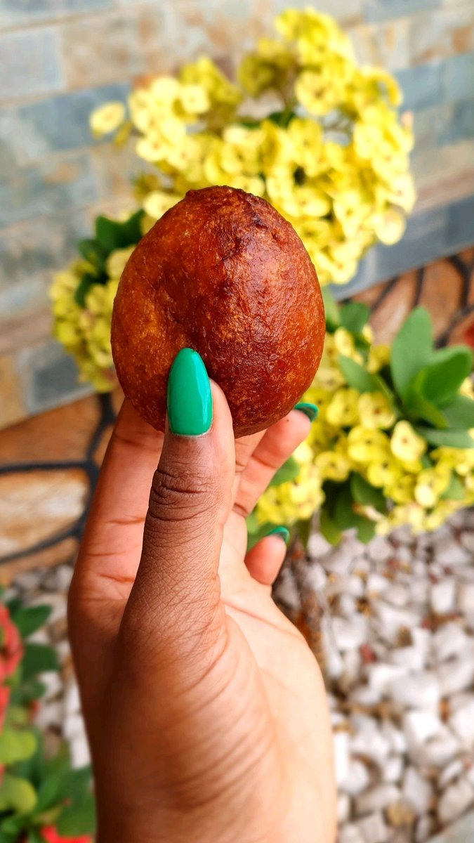 wondersowanders's tweet photo. 3 breakfast pastries to try in Ghana

1) Koose bread
2) Pinkaso
3) Bofrot

Got a fave? 

For more on Ghana food faves, check out my post on WoW 👇🏾 https://t.co/uXZkNOunmx #travel #food #Ghana https://t.co/3BP2UWkBRz