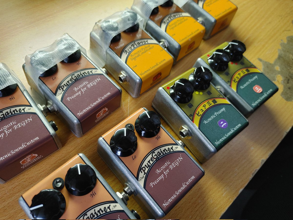 EFFECTORNICS's tweet photo. よし、BEGINコンサートツアー用機材のメンテナンスとバージョンアップ完了。
今年からさらに良きサウンドが響き渡りますぞ。
楽しみ楽しみ。
#NeotenicSound #ピュア三線 #沖縄三線 #PureGainer #AcoFlavor #全部特別仕様 #BEGIN #ビギン https://t.co/tVQD69gEk3