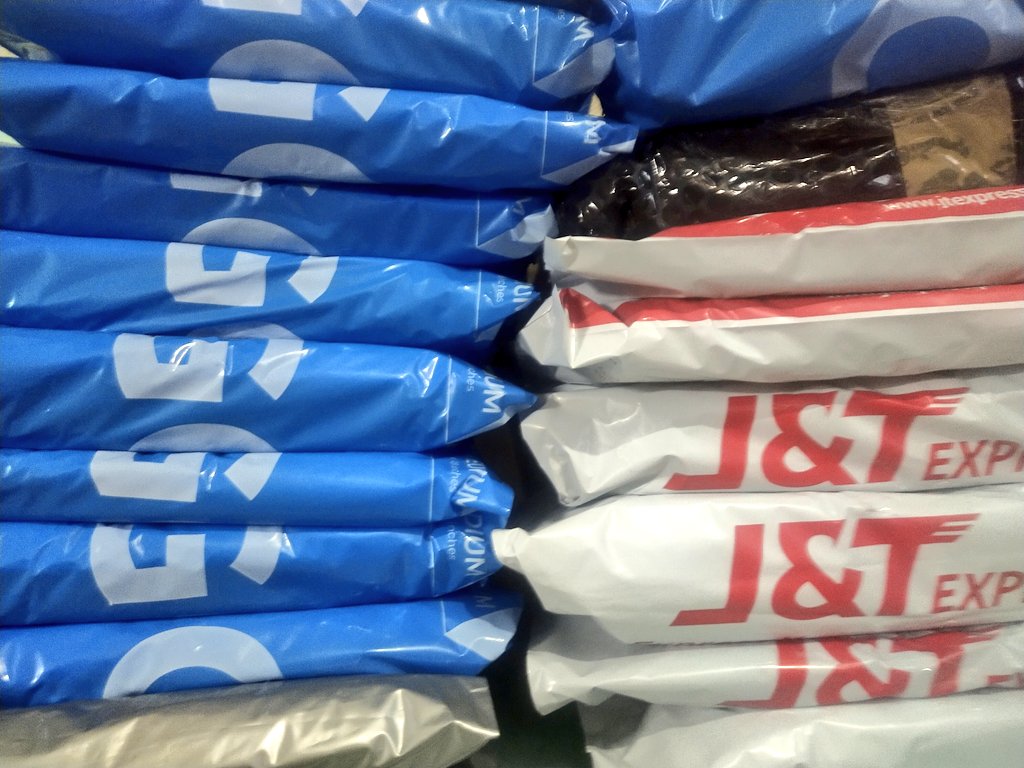 KStanShopPH's tweet photo. #KStanShopUpdates
Batch 2 of shipout tomorrow🥰 Kasama lahat ng nagcheck out kahapon~ Thank you so much po💕
Thank you for the trust and patience!!!! Continuous pa din packing and shipping salamaaat po😊 Inuuna lang namen mga s/co thank you po~ yung ibang courier pawait lang po https://t.co/0VMmHtBNo0
