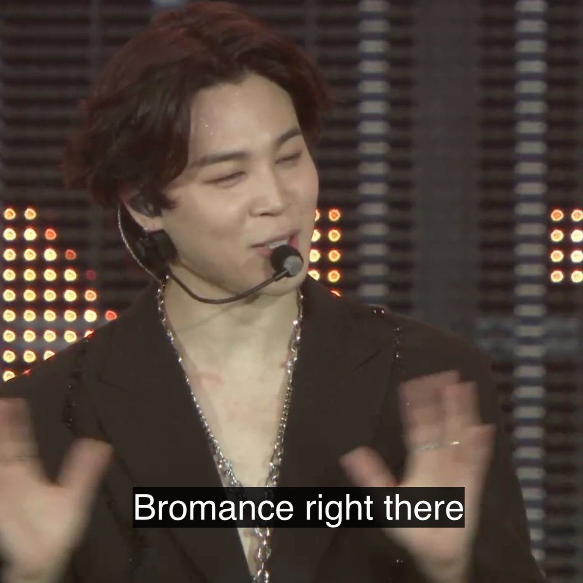 aquadiore's tweet photo. JIMIN CERRÁNDOLES EL 0RTO A TODAS AQUELLAS QUE DICEN “FANSERVICE” 
He’s so hot for this https://t.co/aNpOjMCAoU