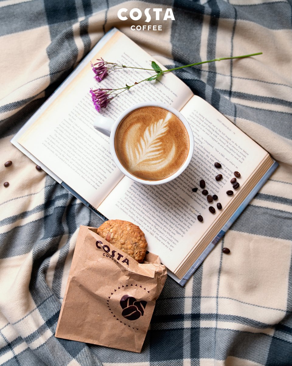 CostaCoffeeInd's tweet photo. ~ Sunday aesthetic ~
Two reasons to order the #CostaCoffee #FlatWhite: rich, delicious taste and an exquisite florette that is perfect for the 'gram! 😋😉
#AnythingButFlat https://t.co/NbLlkj8wek