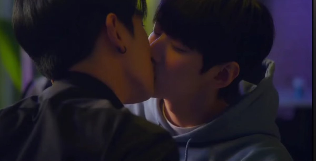 heejakefics's tweet photo. THE HELL I CAN'T UNSEE SVNJ4Y IN THIS ANGLE https://t.co/SHUDURDyQN