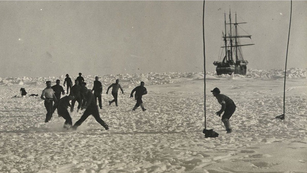 Puerta de Tannhäuser tweet media